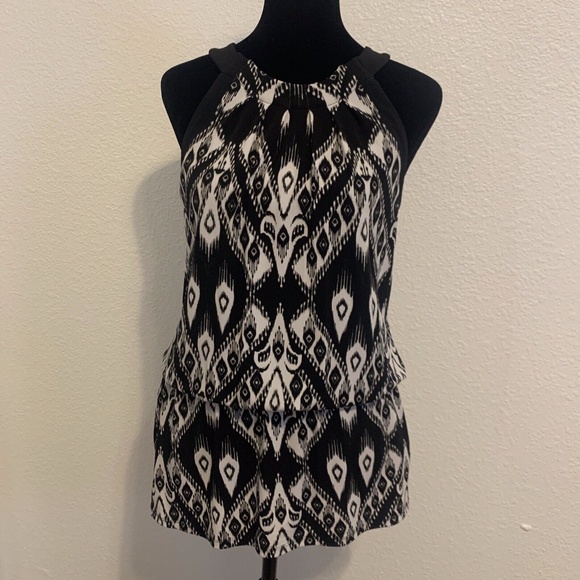 White House Black Market Drop Waist Sleeveless Top With Pockets Women's Size XS - Picture 1 of 12